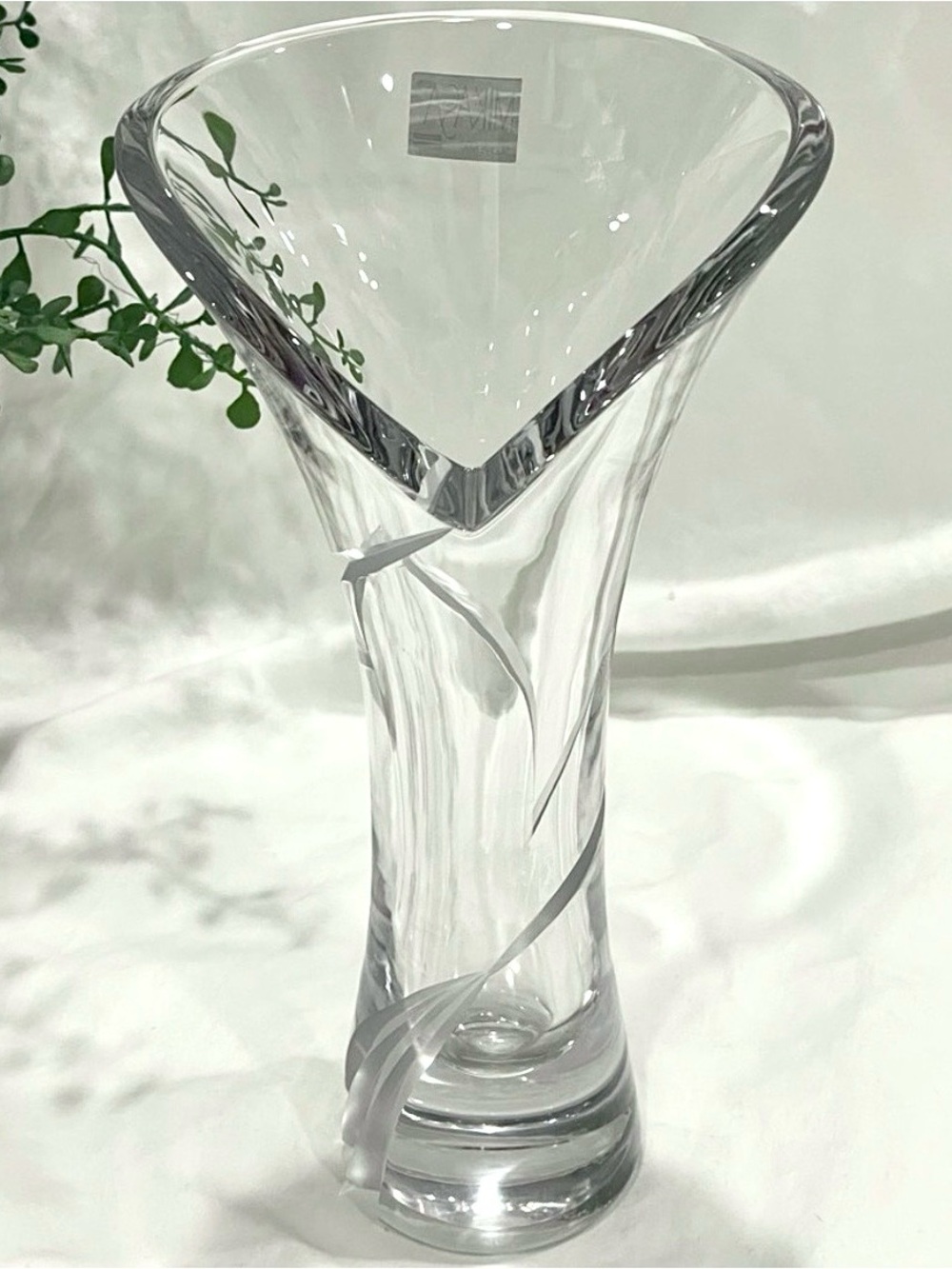 Vintage Mikasa Leaded Crystal Curtain Call 8½" Flared Glass Trumpet Vase | EUC